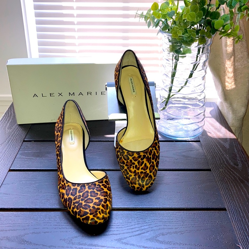 Alex Marie animal print shoe.